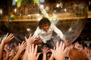 Wayne Coyne of Flaming Lips (photo: Jim Bennett)