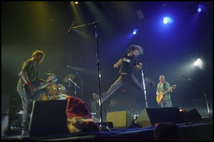 Eddie Vedder and Pearl Jam in concert (Danny Clinch photo)