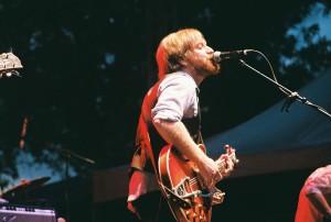 Dan Auerbach Sunday at the Austin Ventures stage (photo credit: Mark Stock)