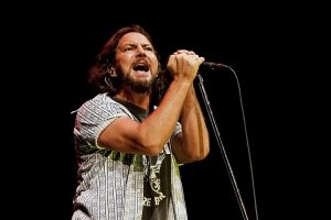 Eddie Vedder of Pearl Jam (Alex Crick photo)