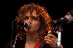 Abigail Washburn (photo: Jim Bennett)