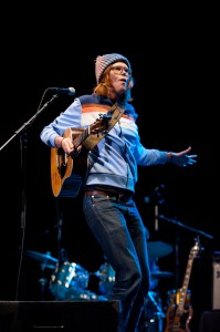 Brett Dennen (photo: Jim Bennett)