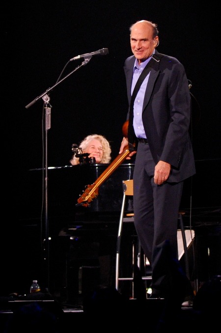 carole-king-james-taylor-photo-kam-martin Carole King and James Taylor at KeyArena (photo: Kam Martin)