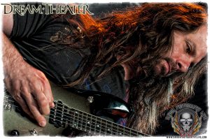 Guitarist John Petrucci of Dream Theater (photo: Mike Savoia)