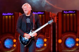 Alex Lifeson (photo: Kam Martin)