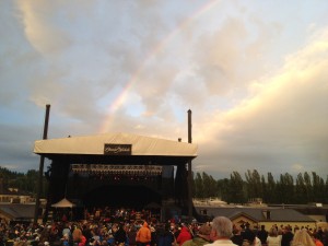 fogerty-rainbow Rainbow at Fogerty concert (photo: Gene Stout)