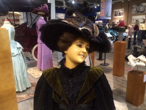 Vintage clothing display at Fountainhead Antique Car Museum (photo: Gene Stout)