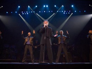frankie-valli Frankie Valli (photo: frankievallifourseasons.com)