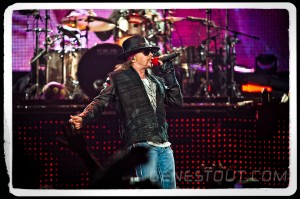 Axl Rose of Guns N' Roses (photo: Mike Savoia)