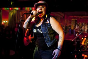 hells-belles-02 Amber Saxon of Hell's Belles (photo: Alex Crick)