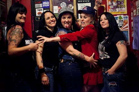 hells-bells-band-photo-02 L-R: Laura D., Lisa Brisbois, Amber Saxon, Adrian Conner and Mandy Reed (photo: Alex Crick)