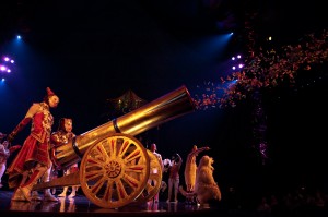 kooza-confetti-cannon-jim-bennett-photo Confetti cannon (photo: Jim Bennett)