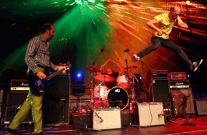 Krist Novoselic (left) and Chris Ballew (photo: Josh Trujillo)