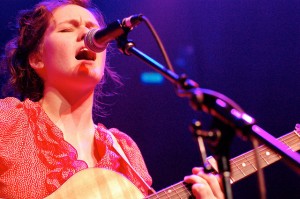 molly-griffin-oh-wells-brady-harvey Molly Griffin of The Oh Wells (photo: Brady Harvey)