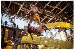 Aerialists on Main Stage (photo: Mike Savoia)