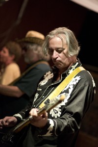 Peter Buck (photo: Vivian Johnson)