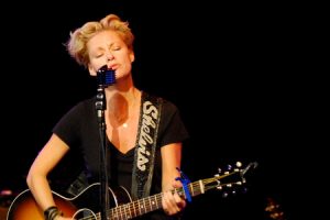 Shelby Lynne at the Triple Door (photo: Kam Martin)