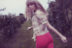 Taylor Swift (www.taylorswift.com)