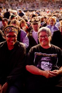 willie004 Willie Nelson fans (photo: Christopher Nelson)