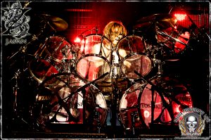 Drummer-pianist Yoshiki (photo: Mike Savoia)